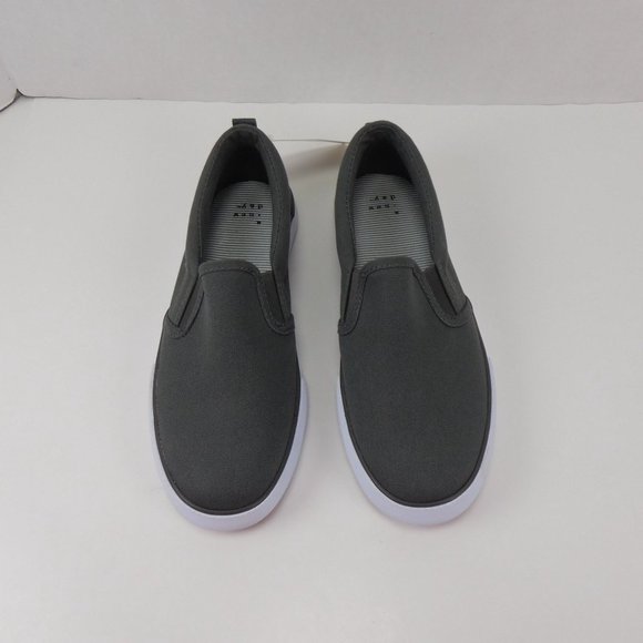 Women's Sneakers A New Day Slip On Shoes Gray Sz. 6 - Picture 2 of 10